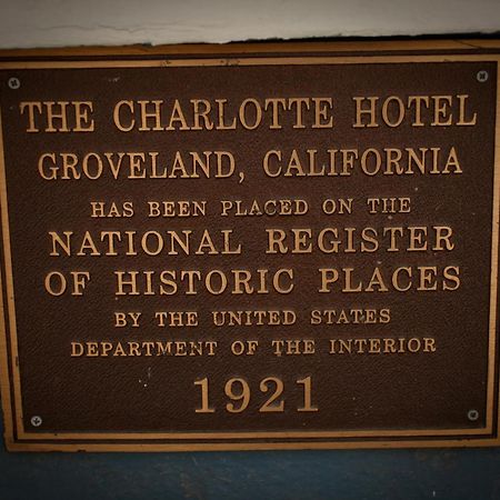 Hotel Charlotte โกรฟแลนด์ ภายนอก รูปภาพ