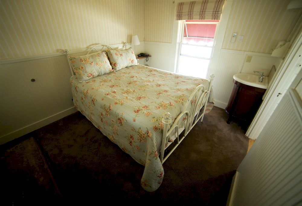 Hotel Charlotte โกรฟแลนด์ ภายนอก รูปภาพ