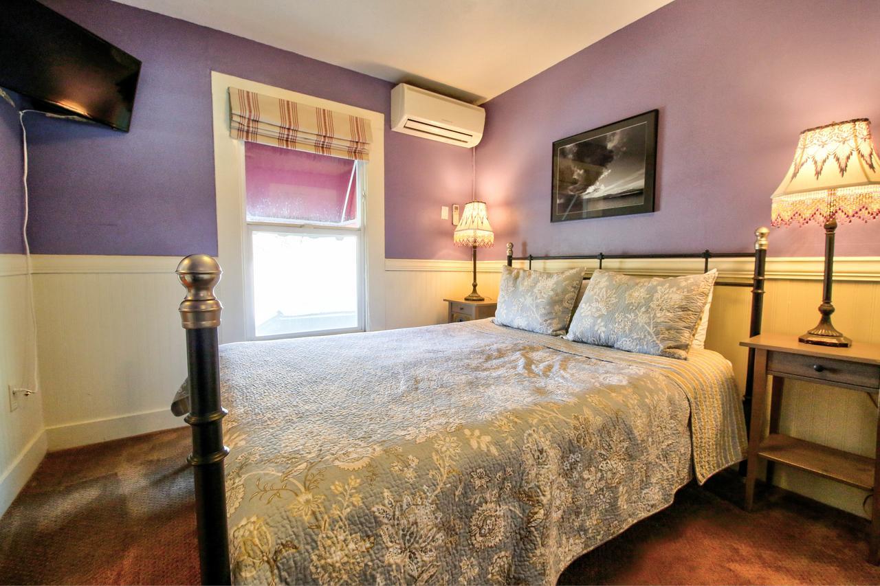 Hotel Charlotte โกรฟแลนด์ ภายนอก รูปภาพ